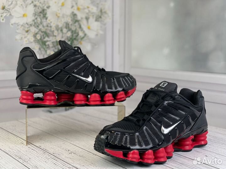 Кроссовки Nike shox