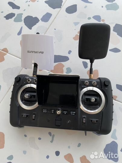 Квадрокоптер Hubsan x4 fpv brushless H501S pro