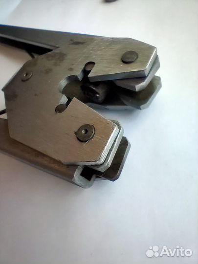 Пломбиратор для свинцовых пломб СССР