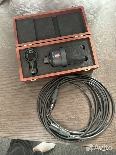 Микрофон Neumann TLM 103