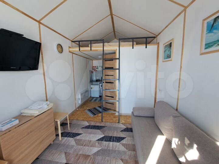 Дом 22 м² на участке 1 сот.