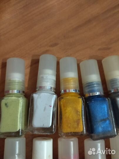 Лак для ногтей пакетом