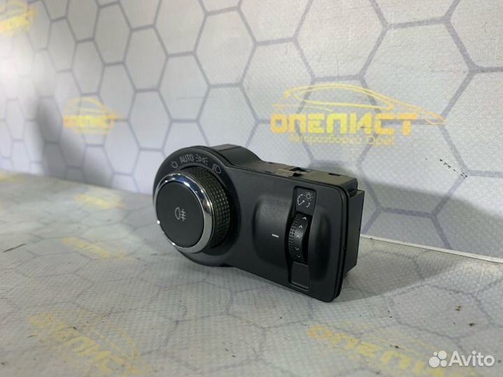 Блок включения света Opel Astra J OPC A20NFT 2015