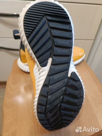 Кросовки Adidas BOA оригинал 36,5