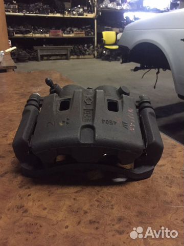 Суппорт Передний правый Nissan X-Trail Т30