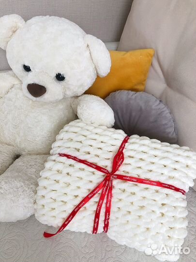 Вязанный плед из alize puffy