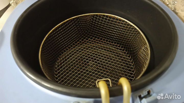 Фритюрница новая