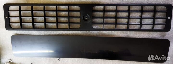 Облицовка радиатора 2110 Нижняя