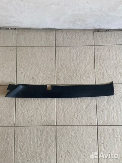 Накладка стойки левая Sitrak C7H 4X2 2023