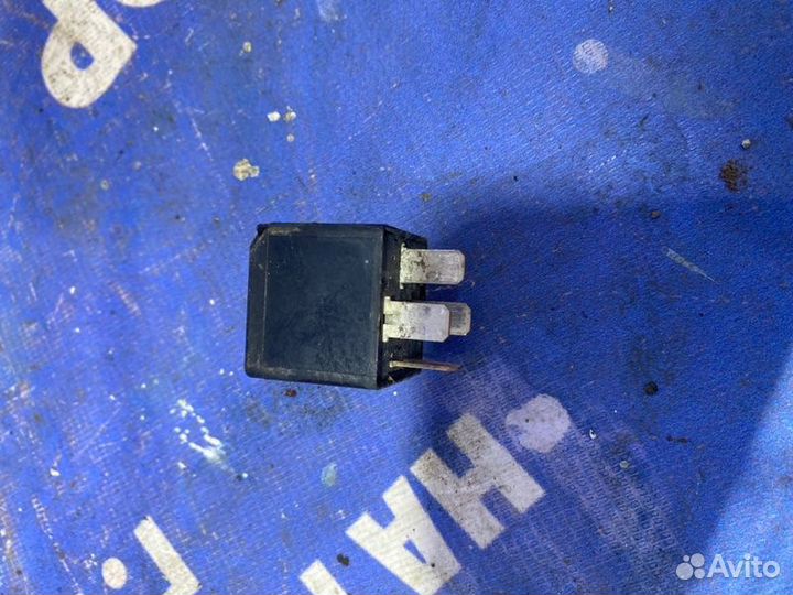 Реле Ford Focus 1 седан 2002
