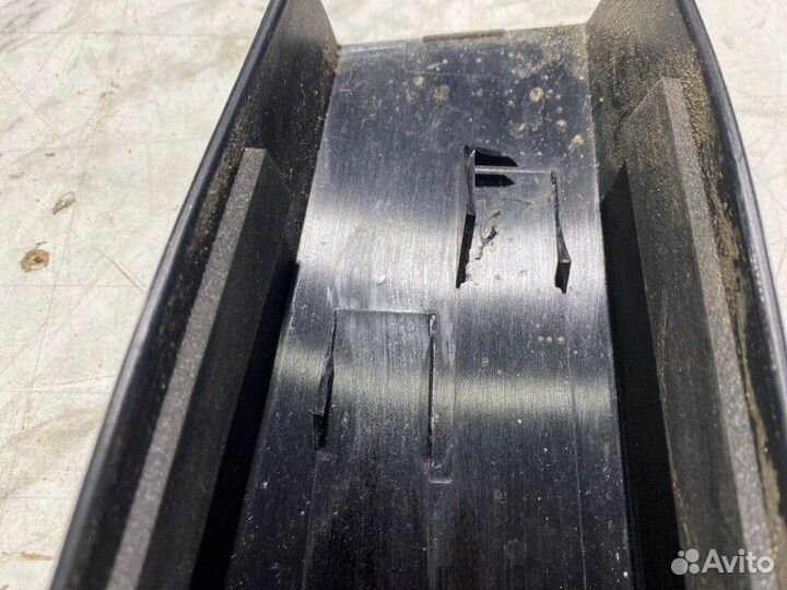 Накладка стойки правая Skoda Rapid cfna 2015