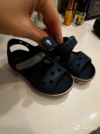 Сандали crocs c8