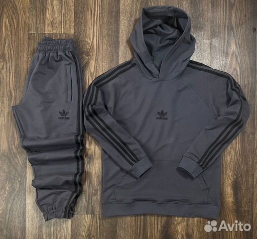 Спортивный костюм Adidas