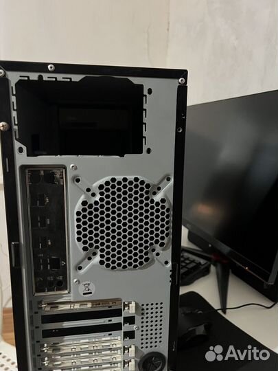Корпс Gigabyte Poseidon 310 black w/o PSU ATX
