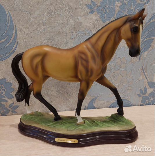 Статуэтка лошадь Fanconi Arts