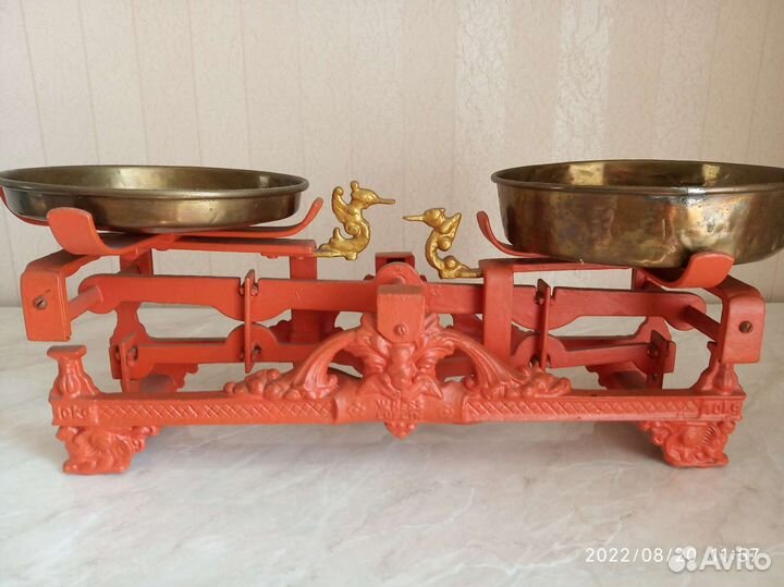 Весы старинные чугунные винтажные (W. Hess Lublin)