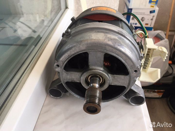 Мотор от стиральной машины