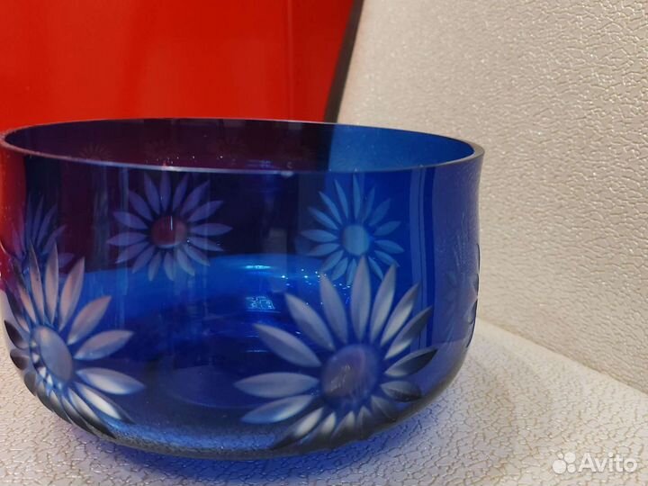 Ваза для фруктов цветное стекло