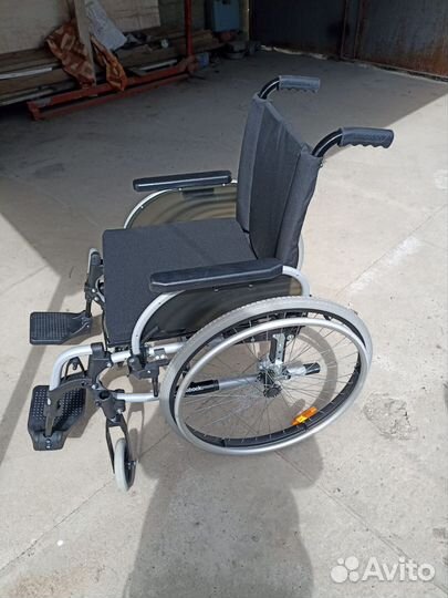 Инвалидная коляска новая