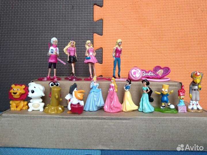 Фигурки чупа чупс, киндер сюрприз