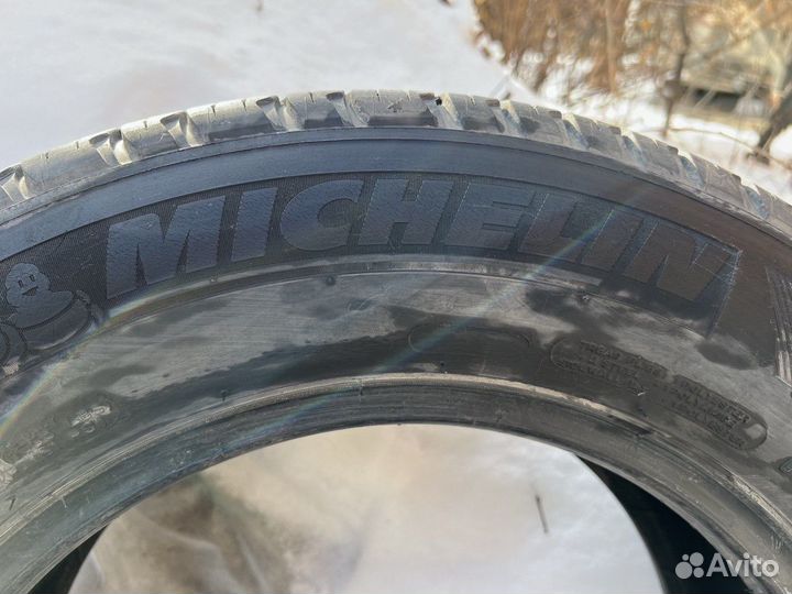 Michelin Latitude Tour HP 215/65 R16