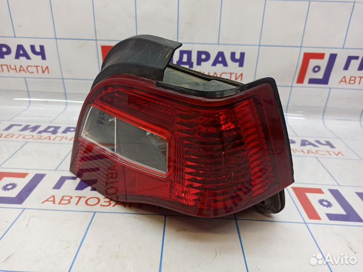 Фонарь задний правый Daewoo Nexia (N150) 1 E3150021