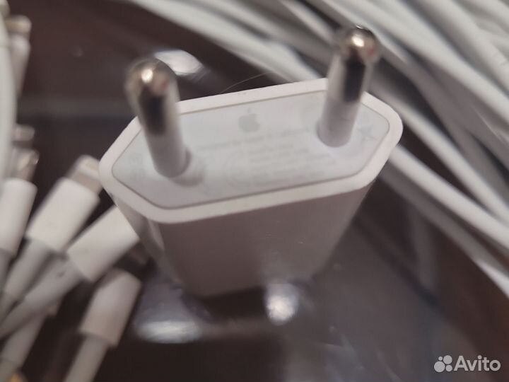 Блок 5 w на iPad оригинал бу