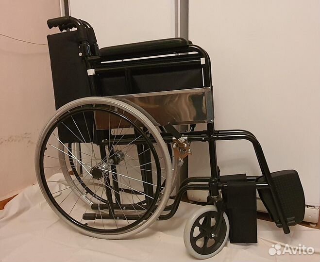 Инвалидная коляска новая