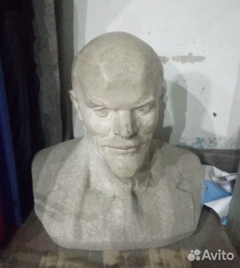 Бюст Ленина большой из бетона с мраморной крошкой