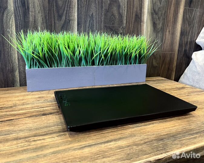 Ноутбук Lenovo legion legion y540
