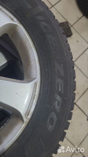 Колеса в сборе 215/65 R17 на оригинальных дисках