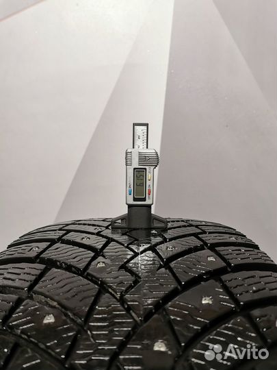 Pirelli Scorpion Ice Zero 2 285/45 R22 114H