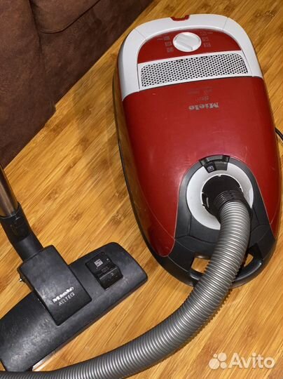 Пылесос Miele отправка за наш счет