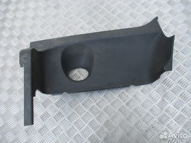 Накладка корпуса подножки левая верхняя Scania 180