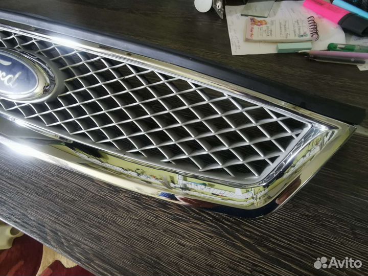 Решетка радиатора Ford Focus 2