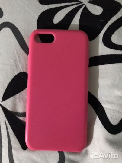 Чехлы на телефон iPhone 7