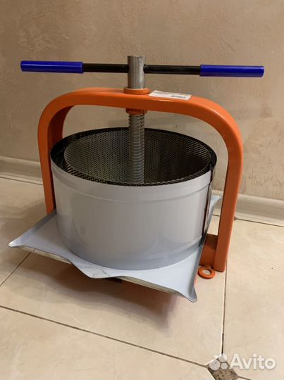 Пресс винтовой для ягод и фруктов 10л