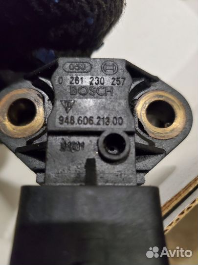 Датчик температуры, давления масла Cayenne 958 4.8