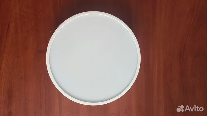 Светильник потолочный накладной