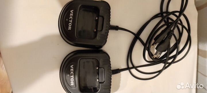 Продам 2 рации вектор, цена за две