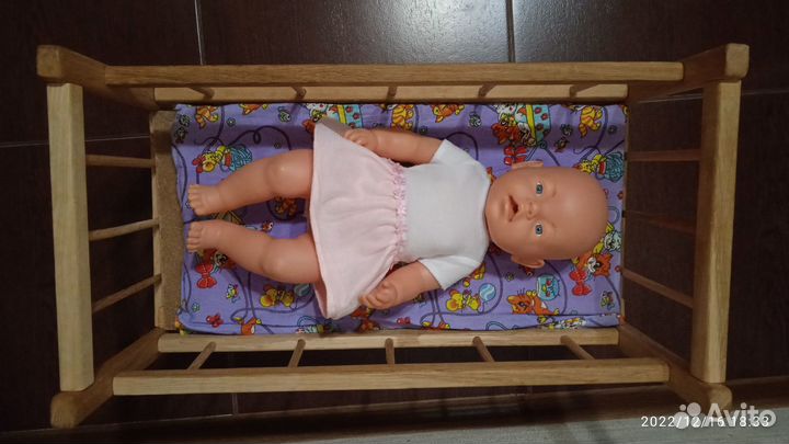 Кроватка с пупсом