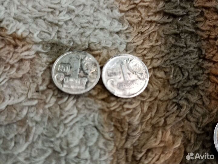 Серебряные монеты из под водки