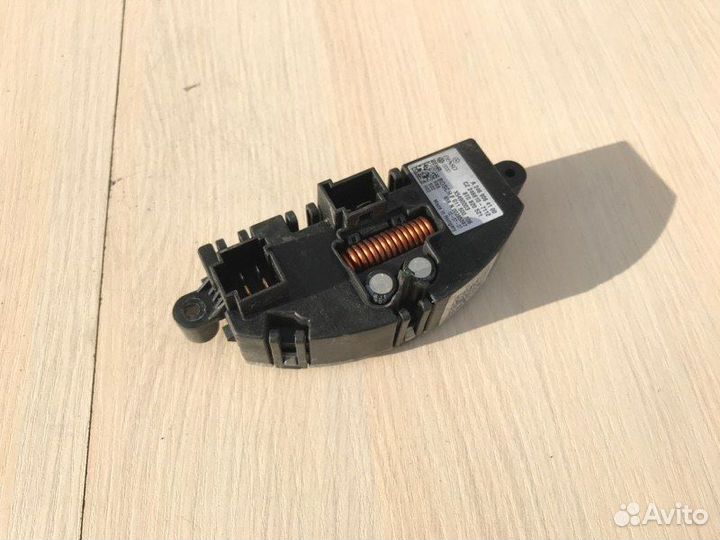 Резистор печки Audi Q5 8R 2013