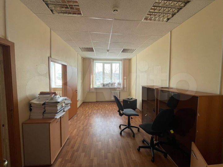 Продам офисное помещение, 930.8 м²