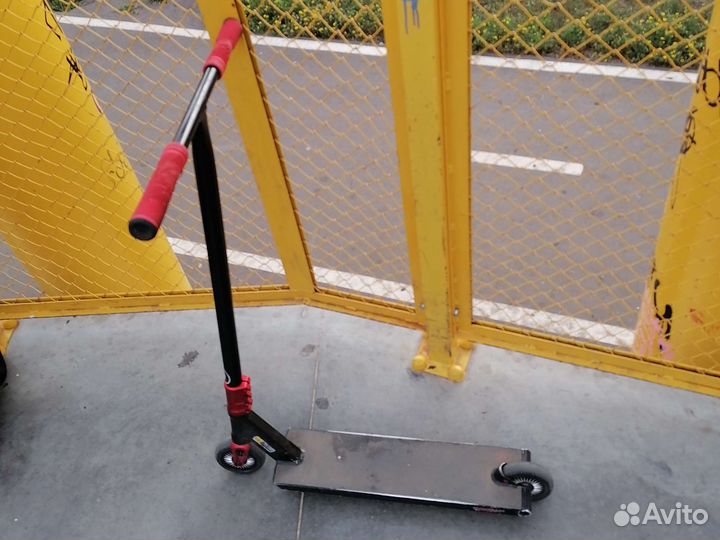 Трюковой самокат Tech team Parmula