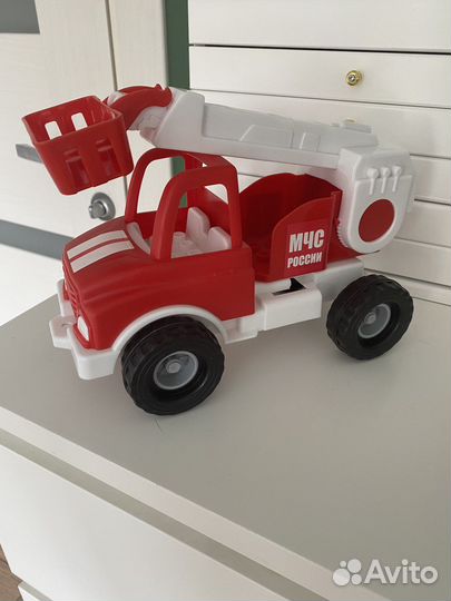 Машинки 2 шт (мчс + Пожарная)
