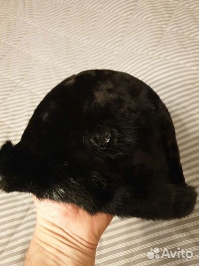 Шапка мутоновая женская