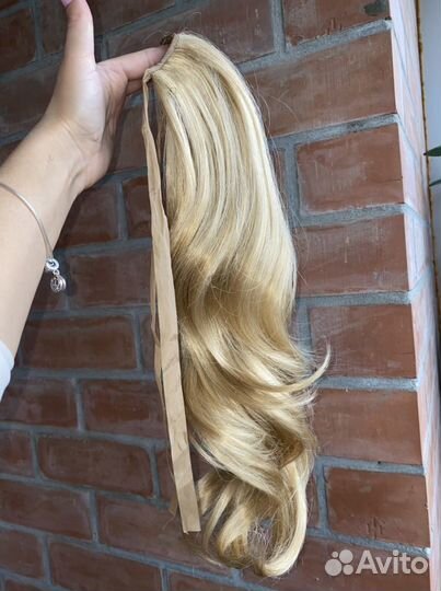 Волосы на заколках