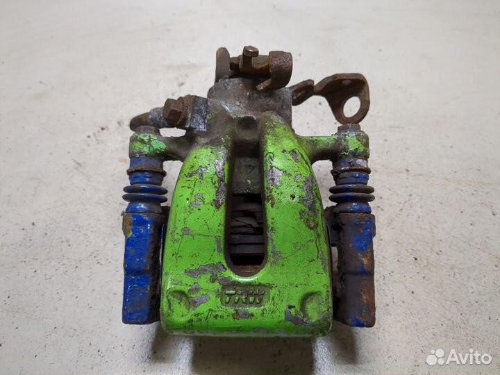 Суппорт Opel Zafira B, 2008