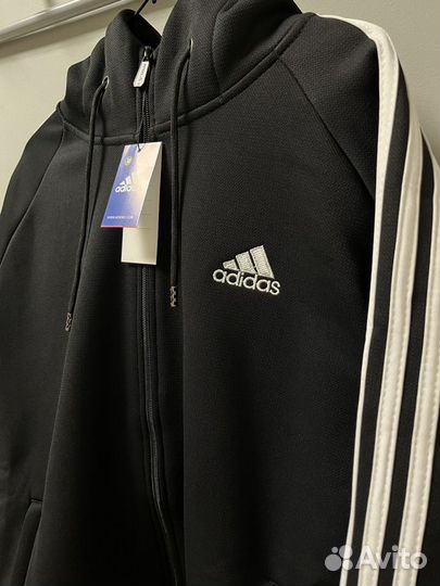 Спортивный костюм Adidas